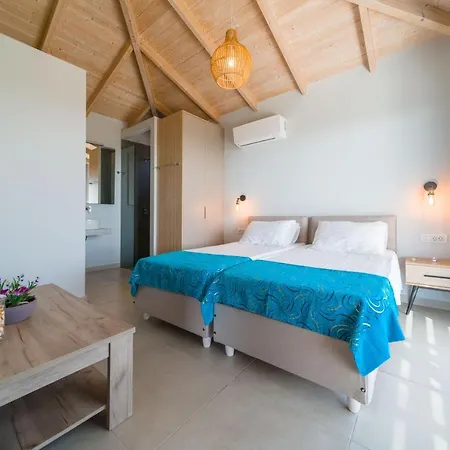 Sea Forever Holiday *